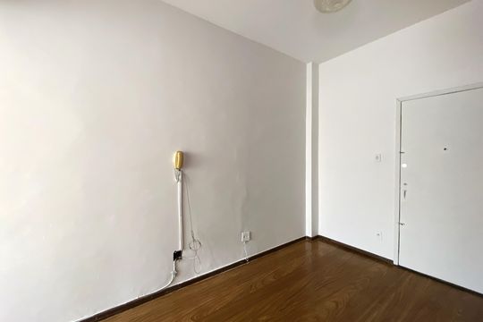 Sala de apartamento à venda com 1 quarto, 40m² em Centro, Belo Horizonte
