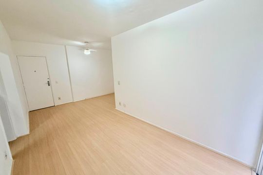 Apartamento à venda com 2 quartos, 57m² em Barra da Tijuca, Rio de Janeiro