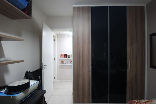 Quarto  de apartamento para alugar com 2 quartos, 73m² em Barra Olímpica, Rio de Janeiro