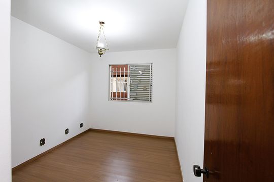 Quarto 1 de apartamento para alugar com 2 quartos, 77m² em Nova Suíça, Belo Horizonte