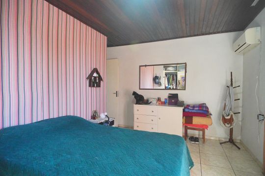 Quarto 2 de casa para alugar com 2 quartos, 110m² em Pinheiro, São Leopoldo