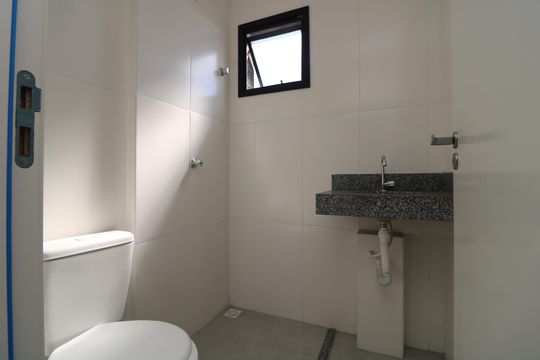 Banheiro de apartamento à venda com 2 quartos, 40m² em Vila Alpina, São Paulo