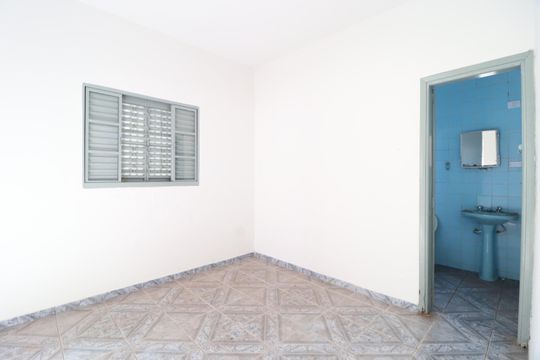 Sala 2 de casa para alugar com 3 quartos, 96m² em Osvaldo Rezende, Uberlândia