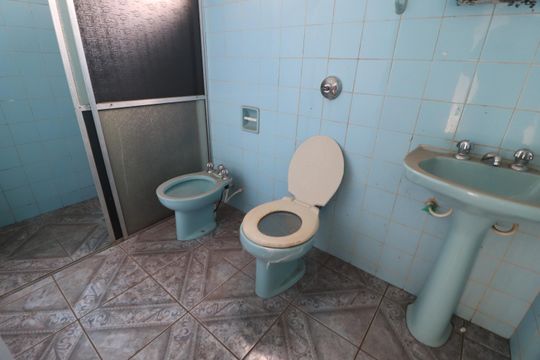 Banheiro Social de casa para alugar com 3 quartos, 96m² em Osvaldo Rezende, Uberlândia