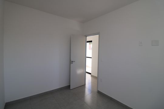 Quarto 2 de apartamento à venda com 2 quartos, 39m² em Vila Alpina, São Paulo