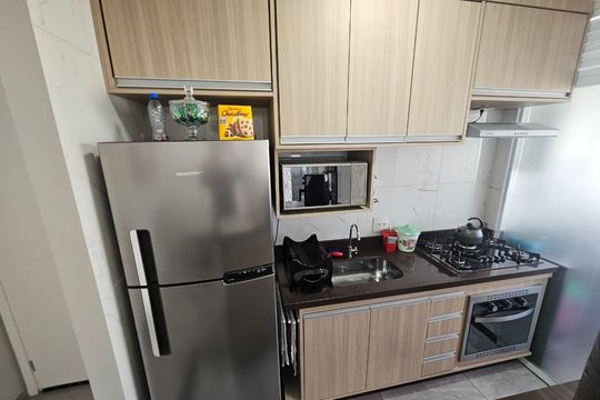 Cozinha de apartamento para alugar com 2 quartos, 50m² em Jaguaribe, Osasco