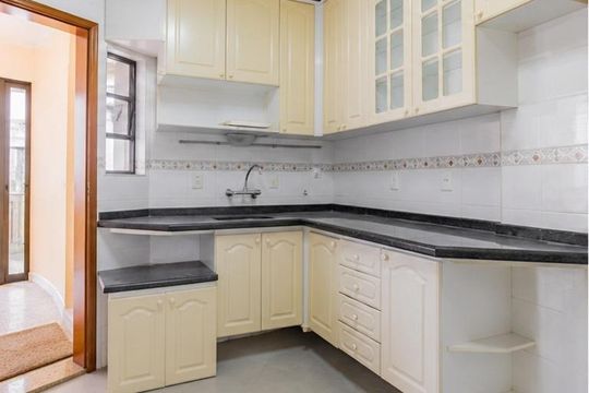 Cozinha de apartamento para alugar com 3 quartos, 234m² em Tristeza, Porto Alegre