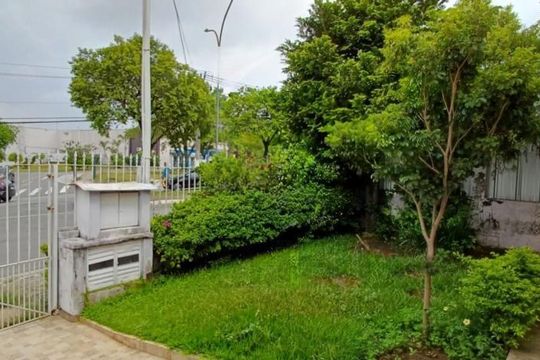 Casa à venda com 3 quartos, 150m² em Interlagos, São Paulo