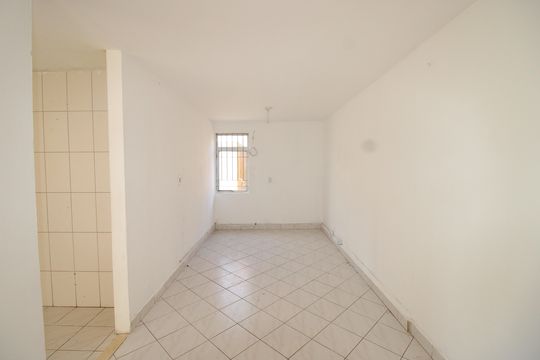 Sala de apartamento para alugar com 2 quartos, 60m² em Itaquera, São Paulo