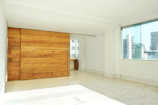 Sala  de apartamento à venda com 4 quartos, 135m² em Cruzeiro, Belo Horizonte
