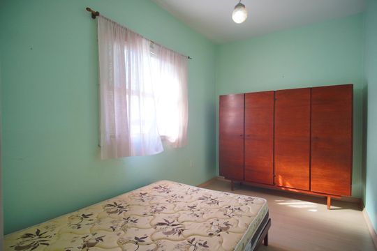Quarto 2 de casa para alugar com 2 quartos, 120m² em Pinheiro, São Leopoldo