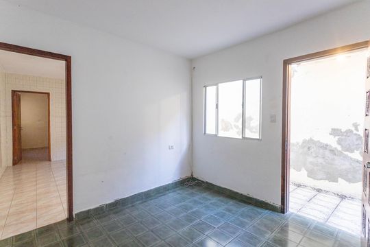 Sala  de casa para alugar com 2 quartos, 0m² em Jardim Miriam, São Paulo