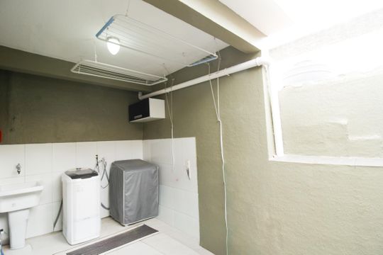 Área de Serviço de casa à venda com 2 quartos, 149m² em Vila Renato, São Paulo