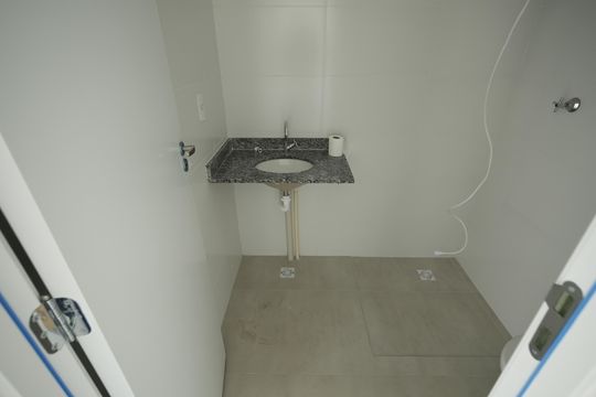 Banheiro Social de apartamento para alugar com 2 quartos, 40m² em Vila Eldizia, Santo André