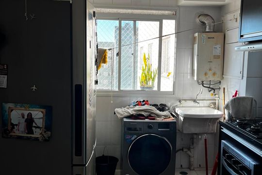 Cozinha de apartamento à venda com 2 quartos, 50m² em Santa Terezinha, São Bernardo do Campo