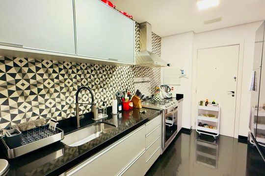 Apartamento à venda com 3 quartos, 110m² em Vila da Serra, Nova Lima
