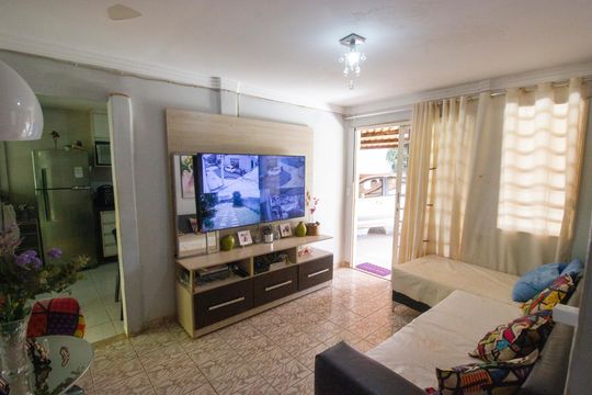 Casa à venda com 2 quartos, 850m² em Arniqueira, Brasília