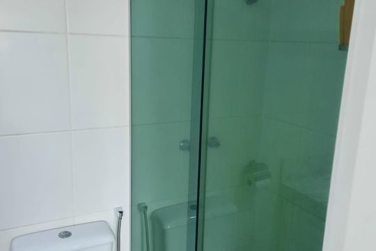 Banheiro de apartamento para alugar com 3 quartos, 90m² em Barra da Tijuca, Rio de Janeiro