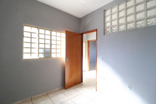 Quarto 1 de apartamento para alugar com 2 quartos, 102m² em Pampulha, Uberlândia