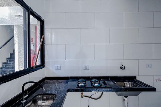 Cozinha e Área de Serviço de apartamento para alugar com 2 quartos, 40m² em Chácara Santo Antônio (zona Leste), São Paulo