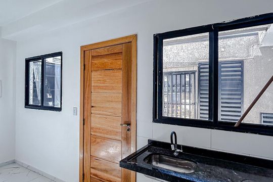 Cozinha e Área de Serviço de apartamento para alugar com 2 quartos, 40m² em Chácara Santo Antônio (zona Leste), São Paulo