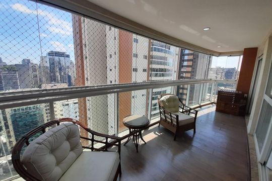 Varanda de apartamento para alugar com 3 quartos, 128m² em Vila Olímpia, São Paulo