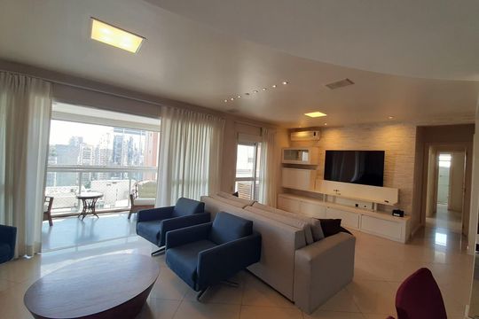 Apartamento para alugar com 3 quartos, 128m² em Vila Olímpia, São Paulo