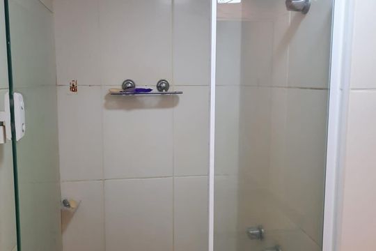 Banheiro de apartamento para alugar com 3 quartos, 90m² em Barra da Tijuca, Rio de Janeiro