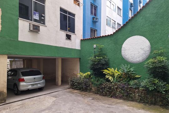 Fachada de apartamento à venda com 2 quartos, 50m² em Barreto, Niterói