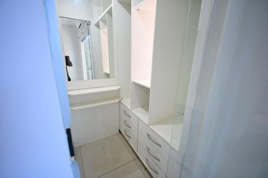 Casa à venda com 3 quartos, 160m² em Jardim Presidente, Goiânia