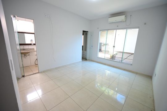 Casa à venda com 3 quartos, 160m² em Jardim Presidente, Goiânia