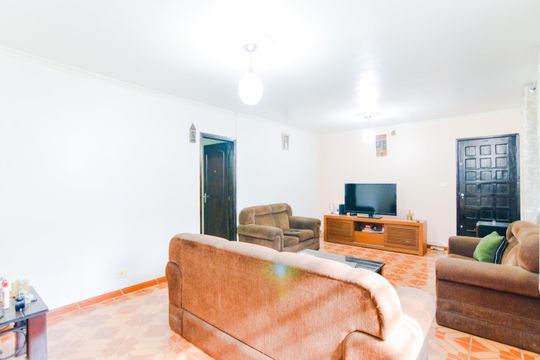 Sala de casa à venda com 4 quartos, 245m² em Gopouva, Guarulhos