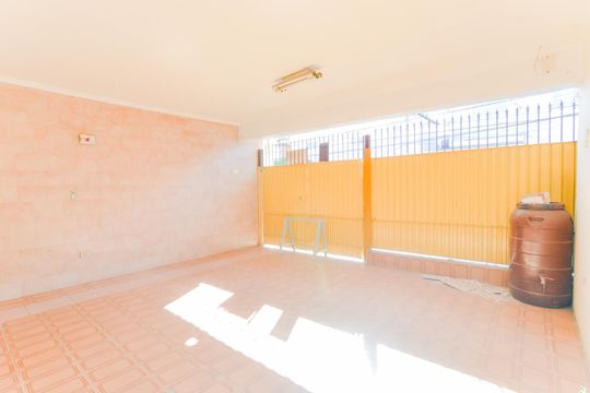 Garagem de casa à venda com 4 quartos, 245m² em Gopouva, Guarulhos