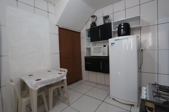 Cozinha de casa para alugar com 1 quarto, 28m² em Jardim Planalto, São Paulo