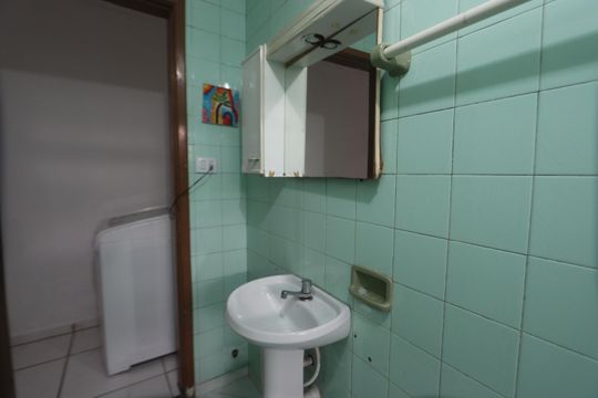 Banheiro de casa para alugar com 1 quarto, 28m² em Jardim Planalto, São Paulo