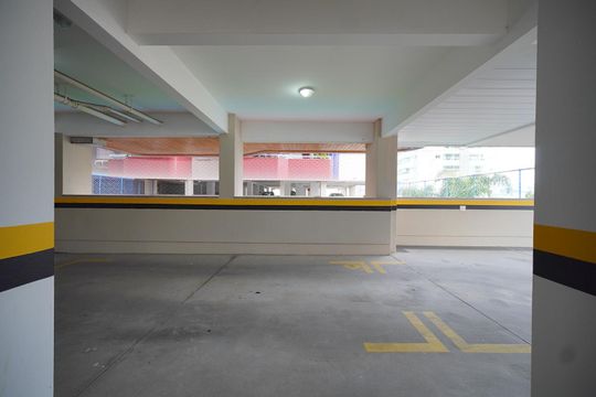 Garagem 2 de apartamento para alugar com 3 quartos, 139m² em Campinas, São José