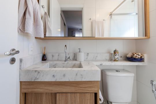 Banheiro de apartamento para alugar com 1 quarto, 29m² em Jardim Caravelas, São Paulo