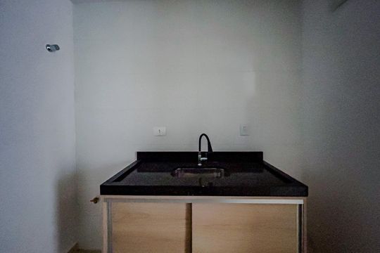 Cozinha e Área de Serviço de apartamento para alugar com 1 quarto, 30m² em Vila Carrão, São Paulo
