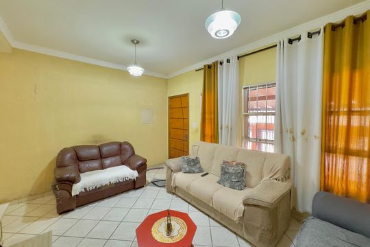 Casa à venda com 6 quartos, 223m² em Jardim Leda, Guarulhos