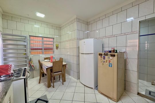 Cozinha de casa à venda com 6 quartos, 223m² em Jardim Leda, Guarulhos