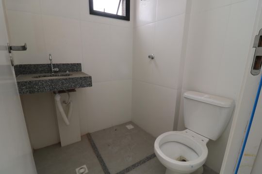 Banheiro de apartamento à venda com 2 quartos, 39m² em Vila Alpina, São Paulo