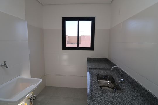 Cozinha de apartamento à venda com 2 quartos, 36m² em Vila Alpina, São Paulo