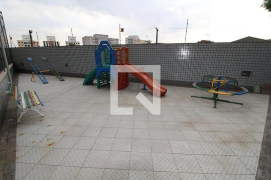 Área externa de apartamento para alugar com 3 quartos, 132m² em Quinta da Paineira, São Paulo