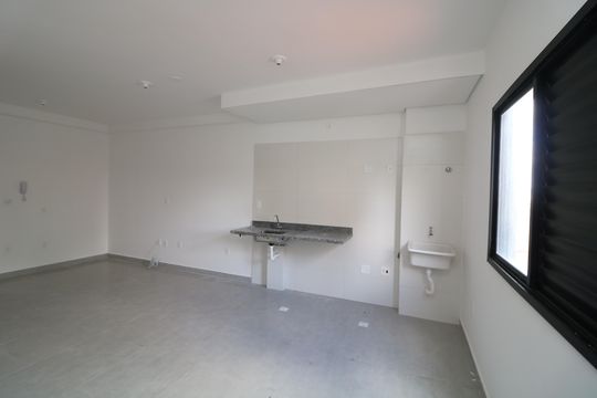 Cozinha de apartamento à venda com 1 quarto, 27m² em Vila Alpina, São Paulo