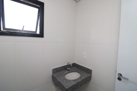Banheiro de apartamento à venda com 2 quartos, 39m² em Vila Alpina, São Paulo