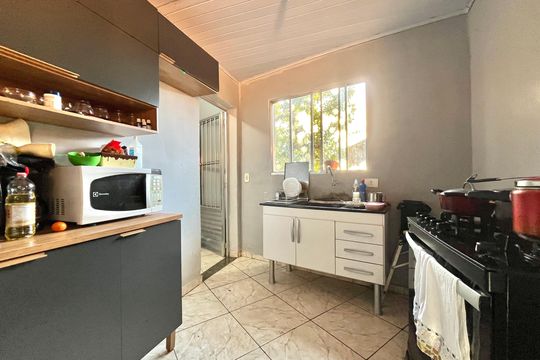 Cozinha de casa à venda com 2 quartos, 90m² em Vila Campestre, São Paulo