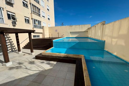 Área externa de apartamento à venda com 2 quartos, 56m² em Cavalhada, Porto Alegre