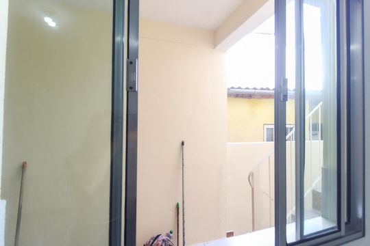 Vista da Sala de casa para alugar com 2 quartos, 45m² em Conjunto Residencial José Bonifácio, São Paulo