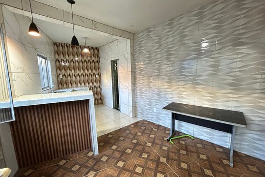 Casa para alugar com 2 quartos, 160m² em Rocha Miranda, Rio de Janeiro