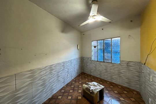 Casa para alugar com 2 quartos, 160m² em Rocha Miranda, Rio de Janeiro